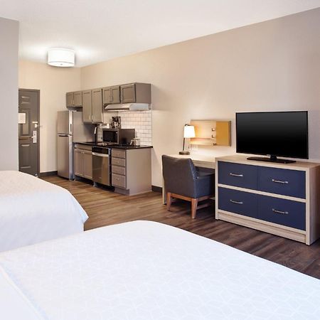 Candlewood Suites Kenosha By Ihg Pleasant Prairie Exterior photo