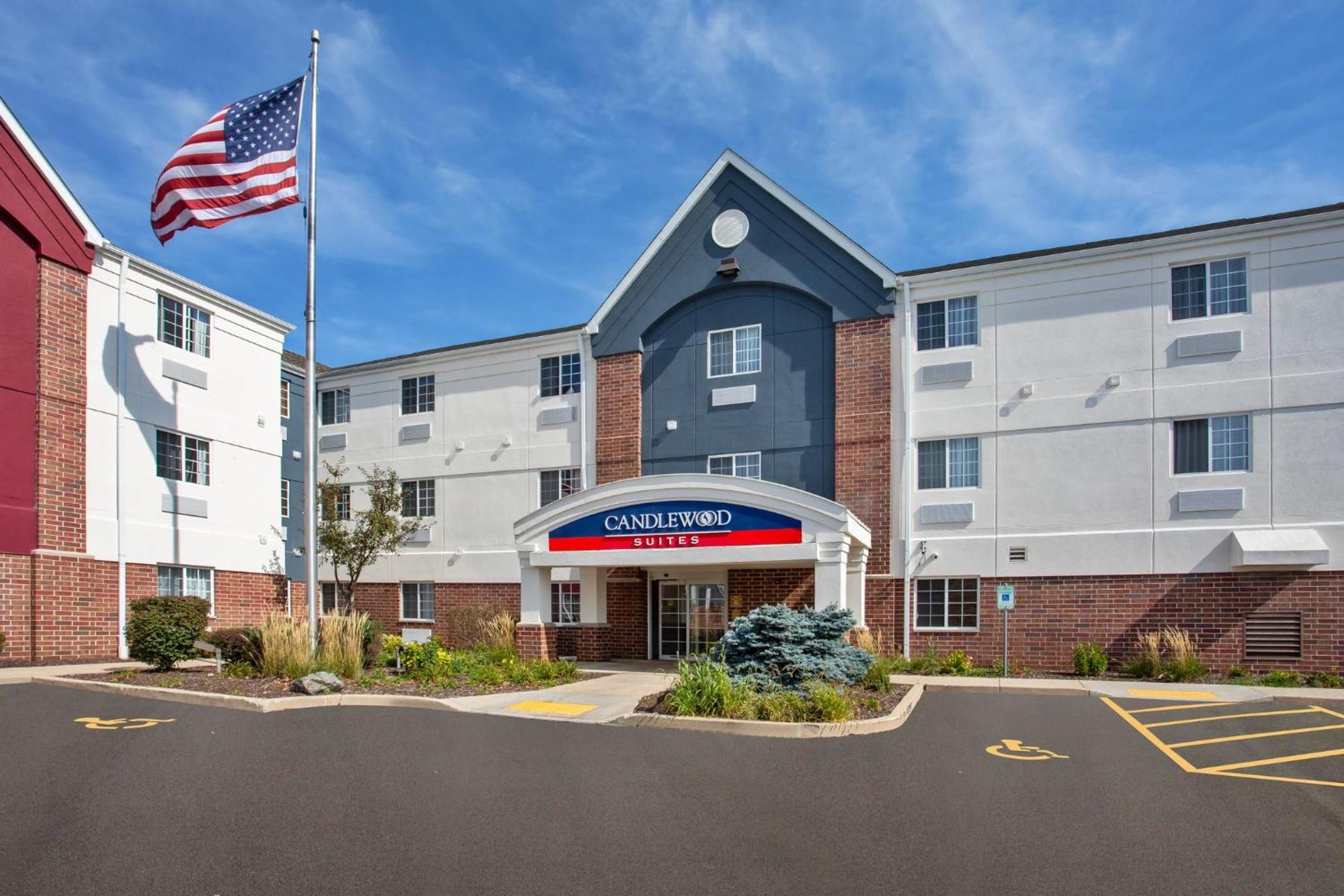 Candlewood Suites Kenosha By Ihg Pleasant Prairie Exterior photo