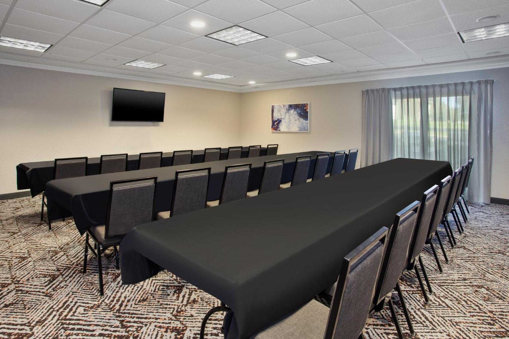 Candlewood Suites Kenosha By Ihg Pleasant Prairie Exterior photo