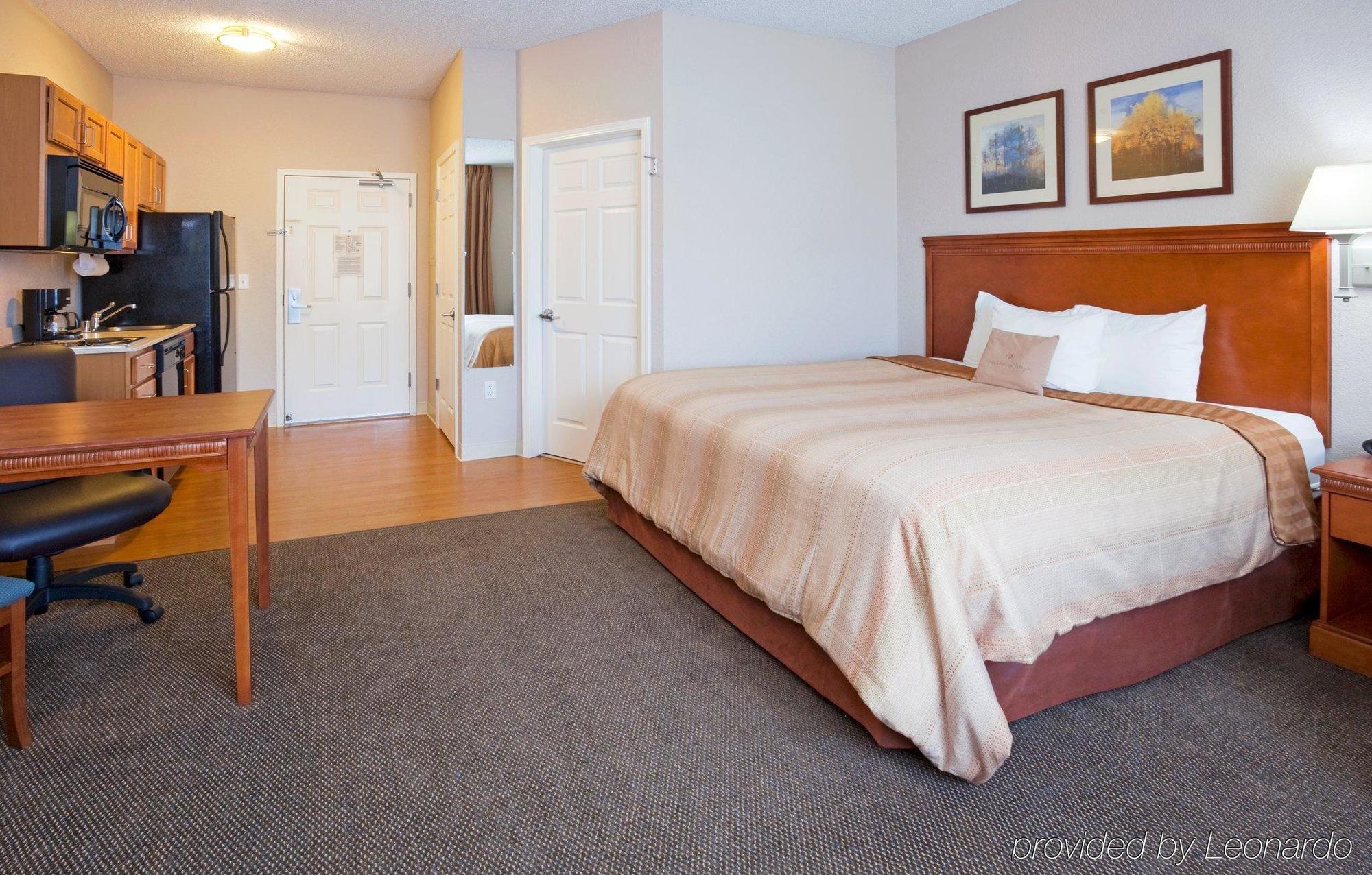 Candlewood Suites Kenosha By Ihg Pleasant Prairie Exterior photo