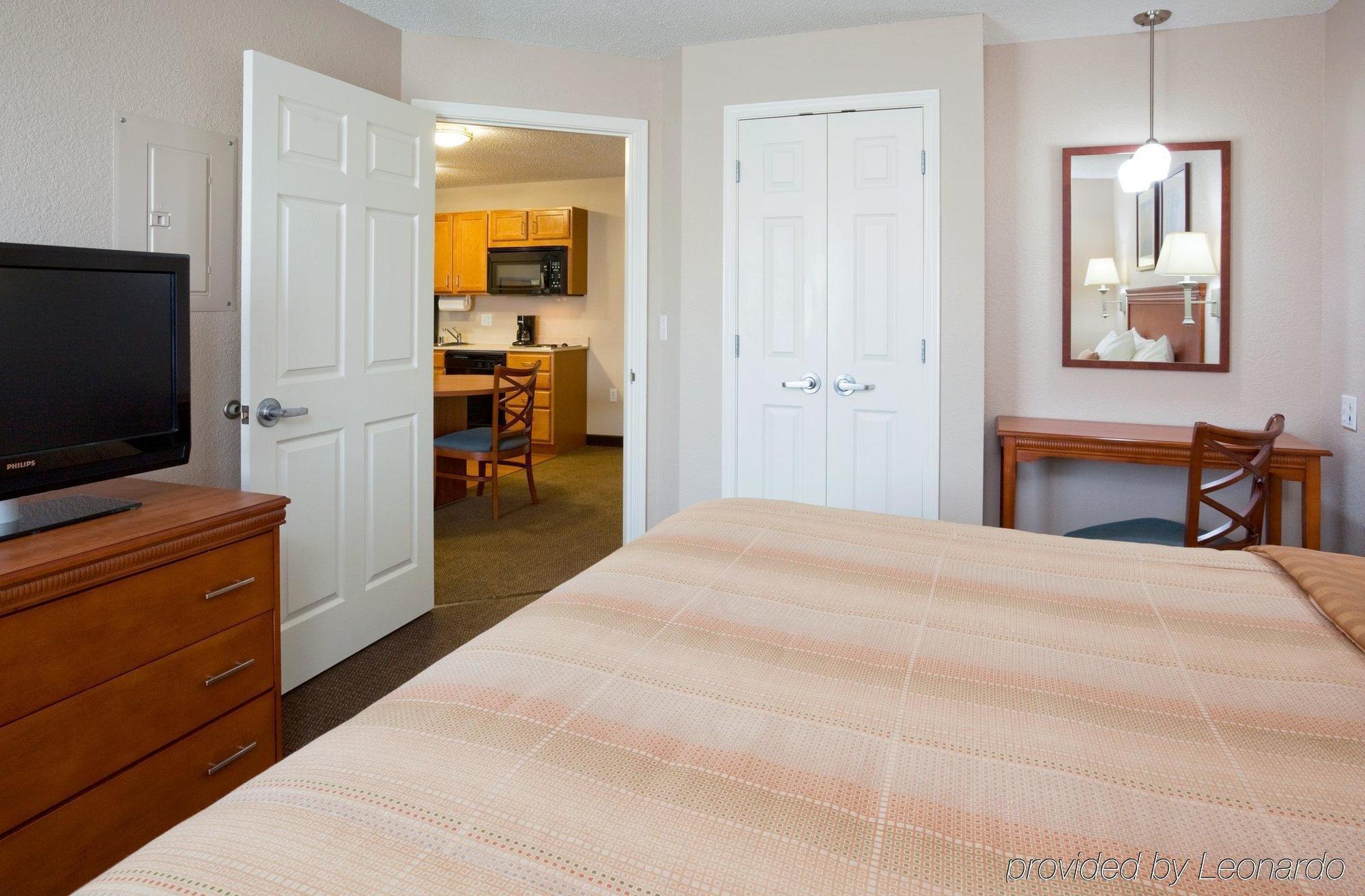 Candlewood Suites Kenosha By Ihg Pleasant Prairie Room photo