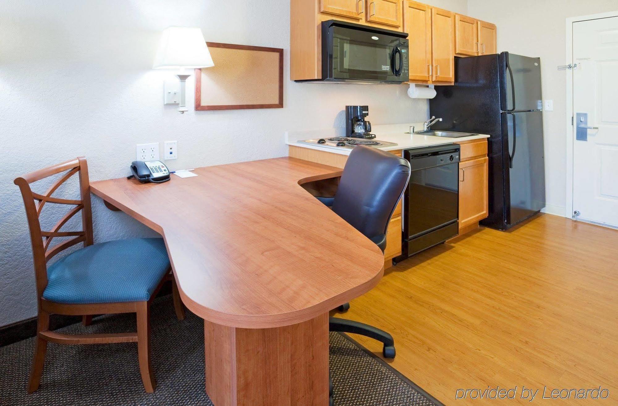 Candlewood Suites Kenosha By Ihg Pleasant Prairie Exterior photo